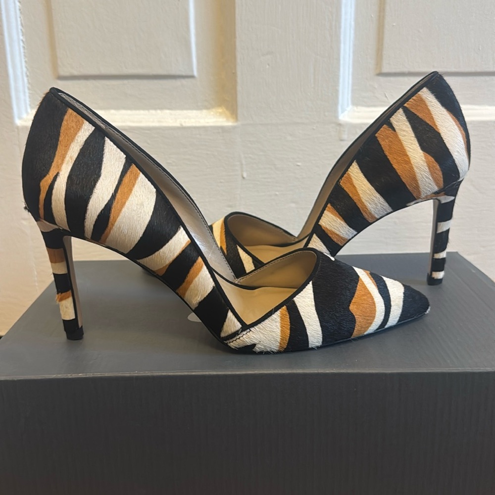 ANN TAYLOR animal print pumps